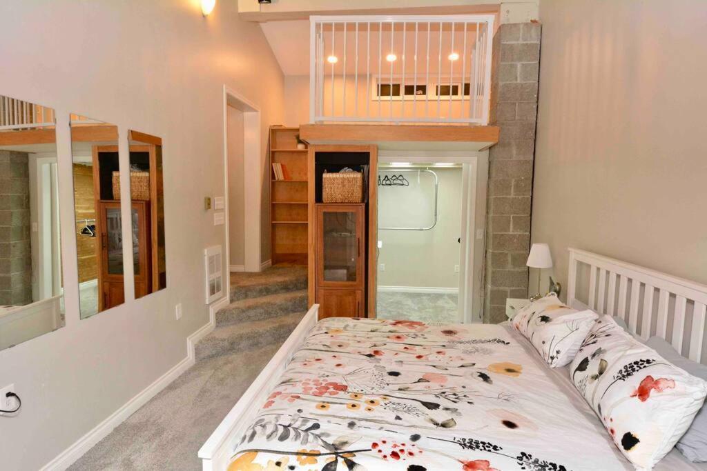 22 Acres Home With Hot Tub Minutes From Ilana Casino Ridgefield Exterior foto